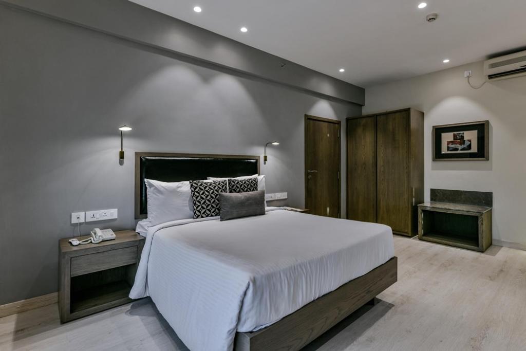 Sun-N-Sand Suites, Shirdi Εξωτερικό φωτογραφία