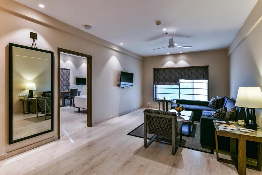 Sun-N-Sand Suites, Shirdi Εξωτερικό φωτογραφία